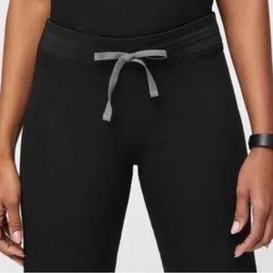 Figs Basic Livingston Black Scrub Pants